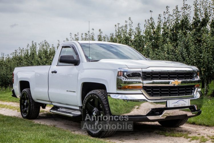 Chevrolet Silverado 5.3i V8 - 3 PLAATSEN - LICHTE VRACHT - APPLE CARPLAY - CAMERA - XENON - TREKHAAK - <small></small> 39.999 € <small>TTC</small> - #3