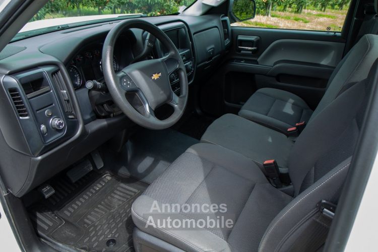 Chevrolet Silverado 5.3i V8 - 3 PLAATSEN - LICHTE VRACHT - APPLE CARPLAY - CAMERA - XENON - TREKHAAK - <small></small> 37.999 € <small>TTC</small> - #14