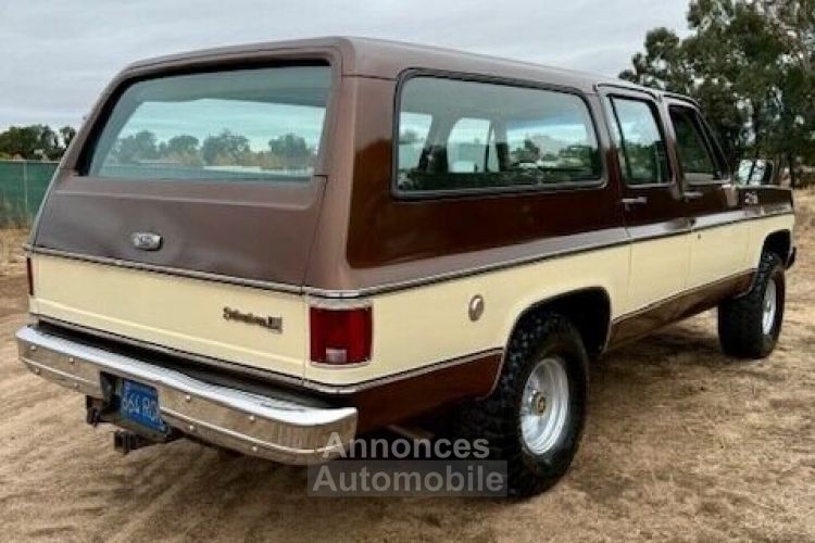 Chevrolet Suburban - <small></small> 25.000 € <small>TTC</small> - #7