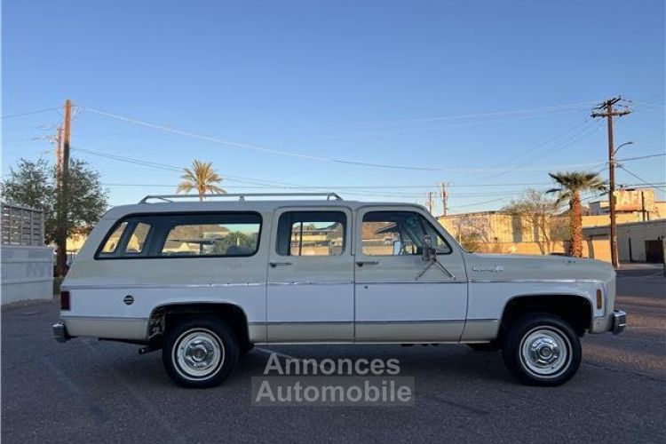 Chevrolet Suburban - <small></small> 22.000 € <small>TTC</small> - #12