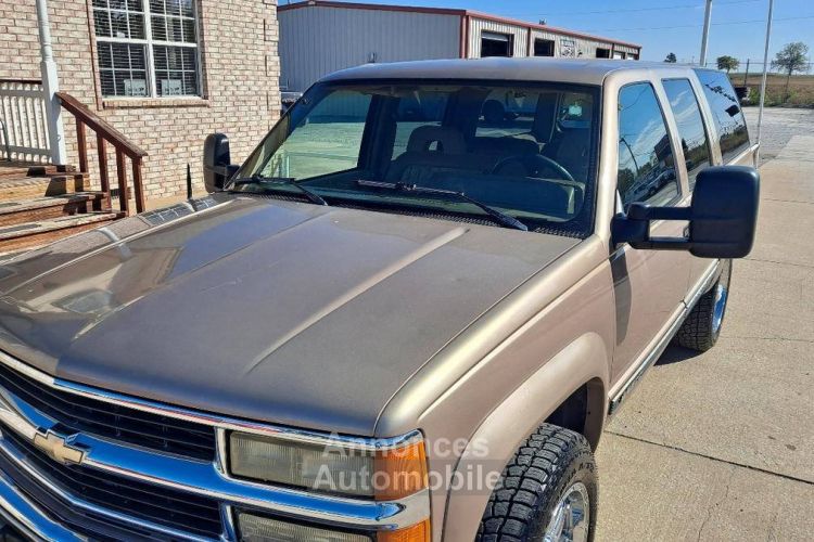 Chevrolet Suburban - <small></small> 23.600 € <small>TTC</small> - #10