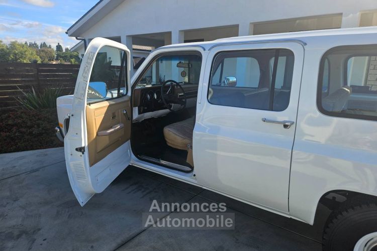 Chevrolet Suburban  - <small></small> 24.500 € <small>TTC</small> - #2