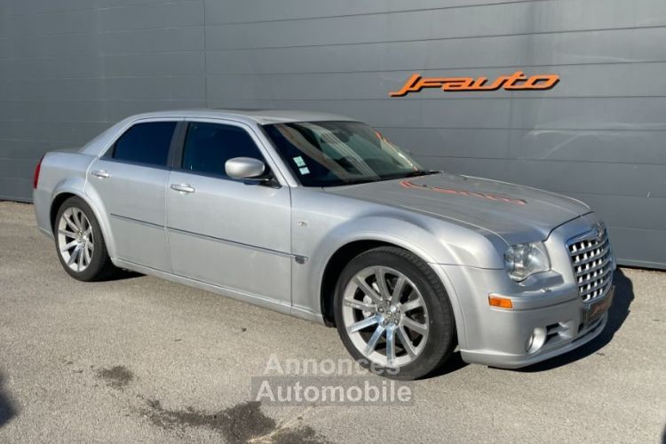 Chrysler 300C 6.1 SRT8 BVA5 430cv 4P BVA - <small></small> 35.000 € <small>TTC</small> - #1