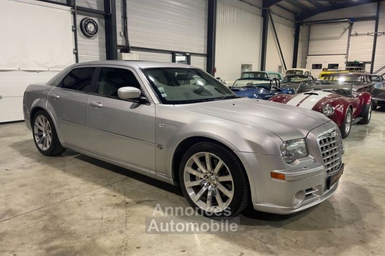 Chrysler 300C 6.1 SRT8 BVA5 430cv 4P BVA - <small></small> 35.000 € <small>TTC</small> - #5