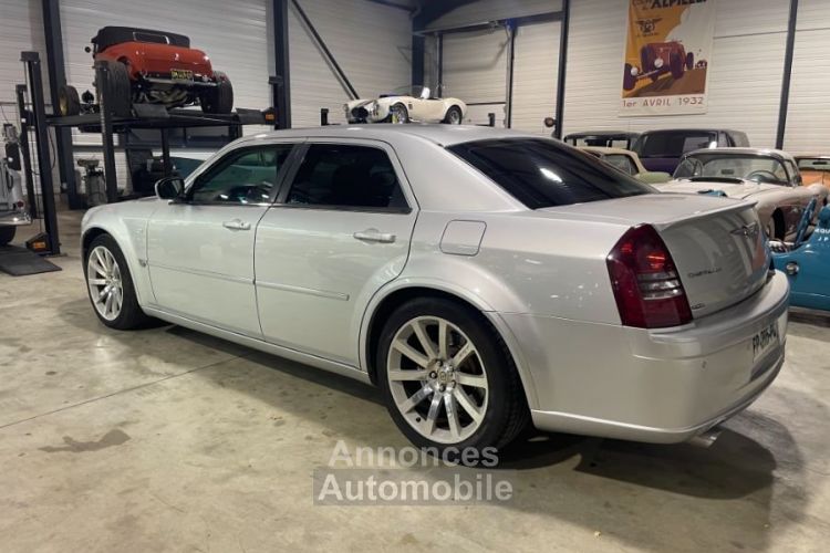 Chrysler 300C 6.1 SRT8 BVA5 430cv 4P BVA - <small></small> 35.000 € <small>TTC</small> - #8