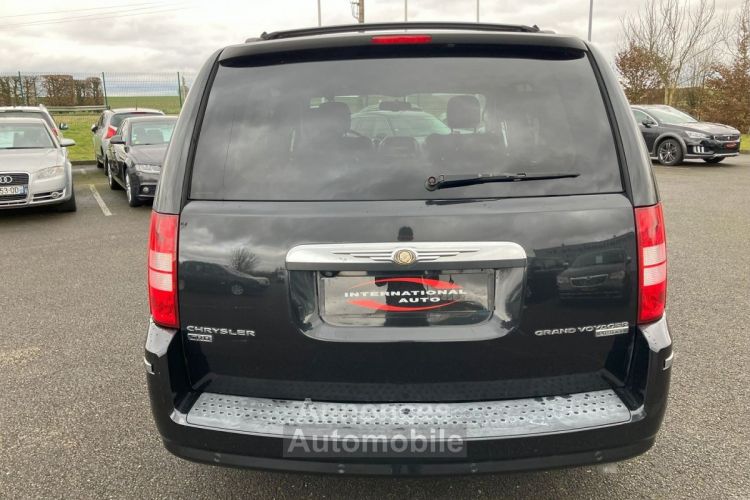 Chrysler Grand Voyager 2.8 CRD LIMITED BA - <small></small> 12.490 € <small>TTC</small> - #17