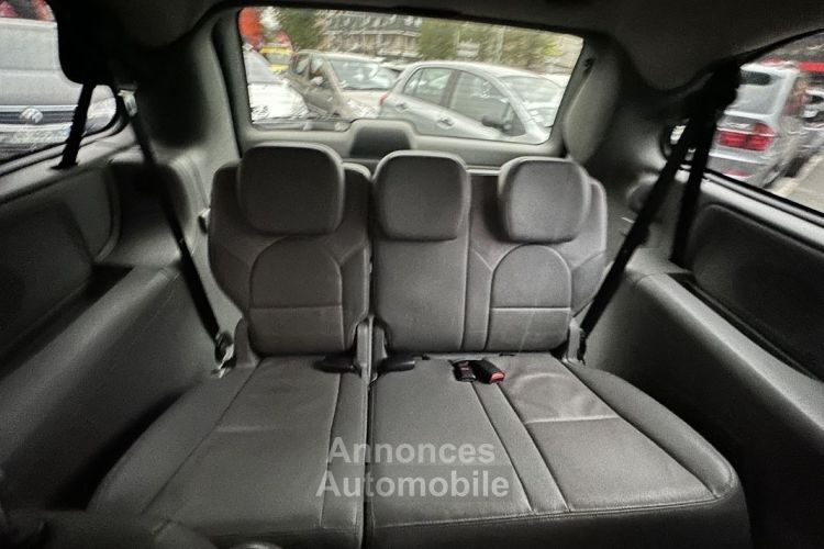 Chrysler Grand Voyager 2.8 CRD LIMITED STOW'N GO BA - <small></small> 4.490 € <small>TTC</small> - #6