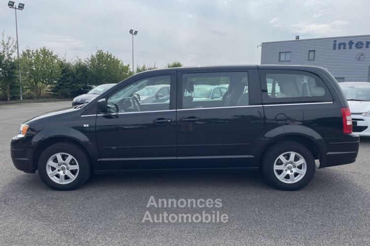 Chrysler Grand Voyager 2.8 CRD LX BA - <small></small> 12.990 € <small>TTC</small> - #12