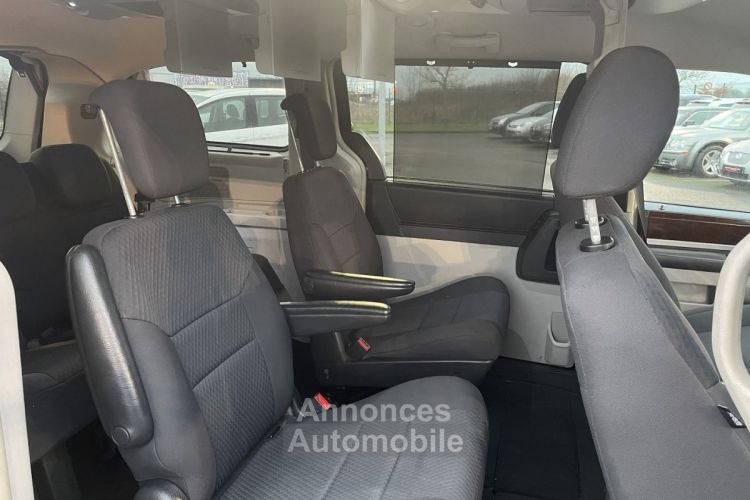 Chrysler Grand Voyager 2.8 CRD TOURING BA - <small></small> 12.590 € <small>TTC</small> - #17