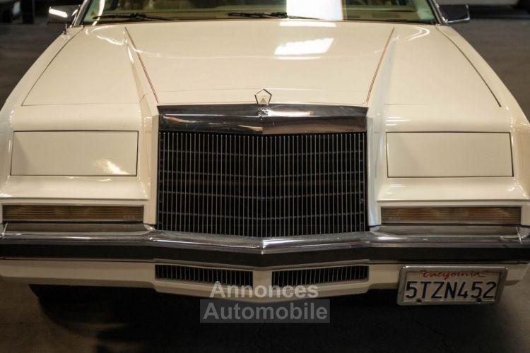 Chrysler Imperial - <small></small> 25.300 € <small>TTC</small> - #15