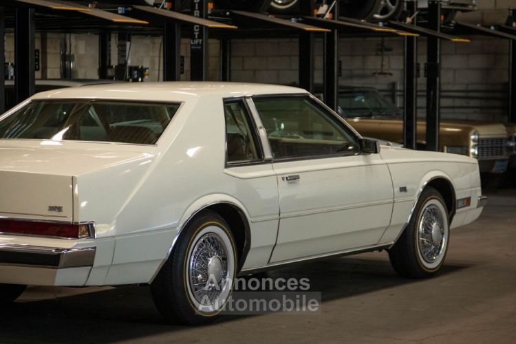 Chrysler Imperial - <small></small> 25.300 € <small>TTC</small> - #26