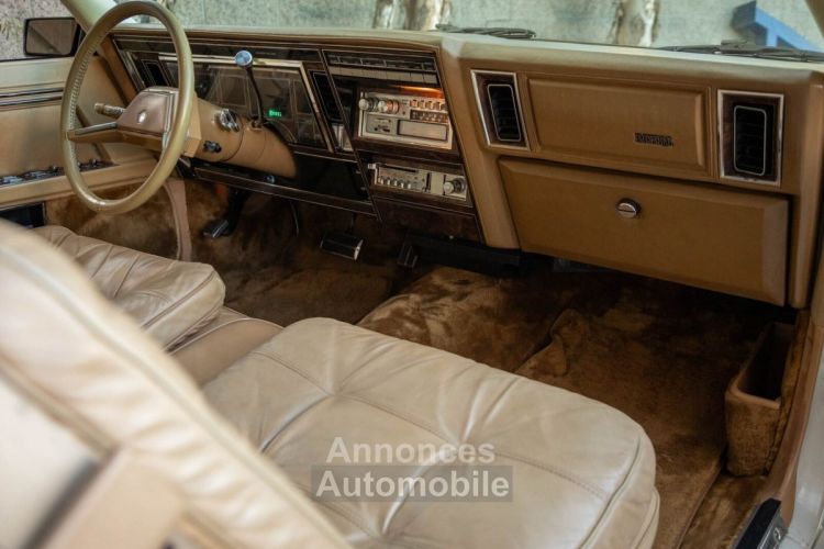 Chrysler Imperial - <small></small> 25.300 € <small>TTC</small> - #39