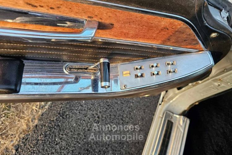 Chrysler Imperial crown coupe  - <small></small> 21.700 € <small>TTC</small> - #9