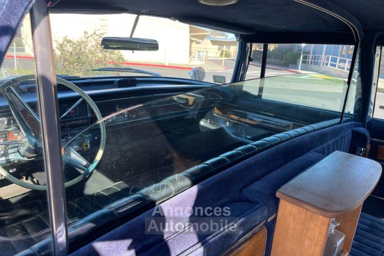 Chrysler Imperial limousine - <small></small> 127.700 € <small>TTC</small> - #15