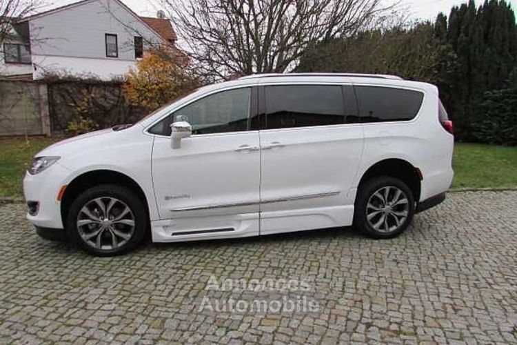 Chrysler Pacifica 2019 L Behindertenumbau Braun Ability Limited Luxury Pa - <small></small> 43.990 € <small>TTC</small> - #4