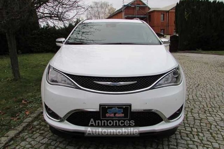 Chrysler Pacifica 2019 L Behindertenumbau Braun Ability Limited Luxury Pa - <small></small> 43.990 € <small>TTC</small> - #21