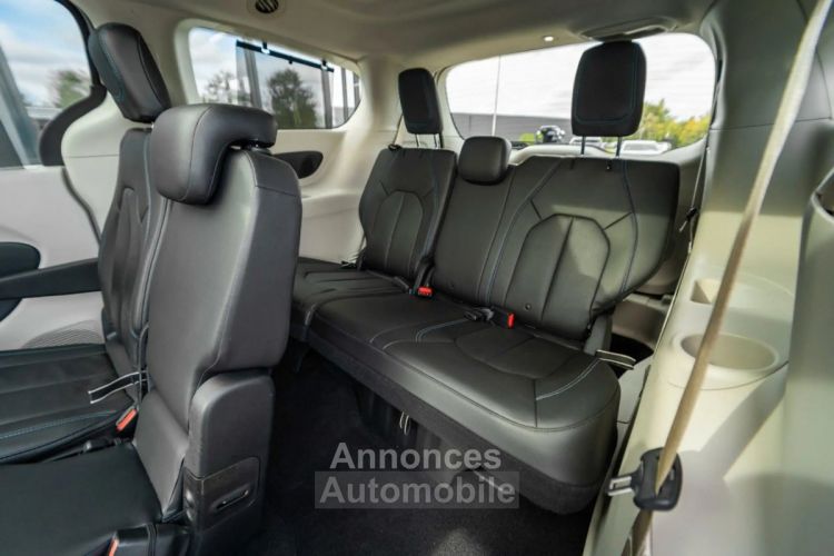 Chrysler Pacifica 2021 3,6 TOURING L PLUS 8 SITZ LED VOLL - <small></small> 32.990 € <small>TTC</small> - #19