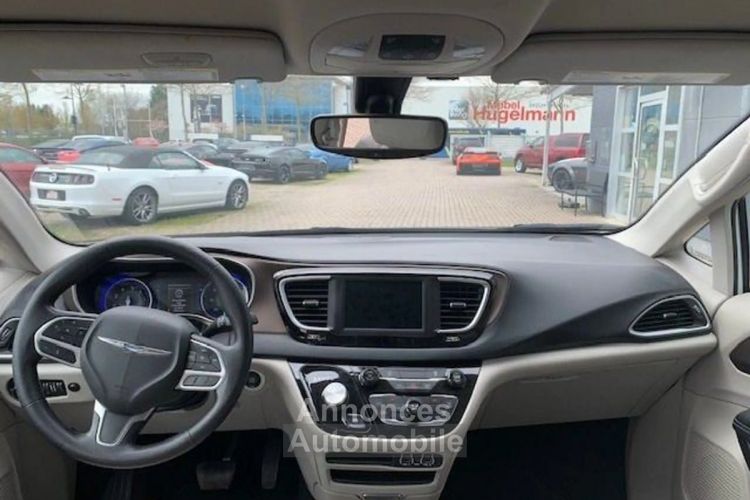 Chrysler Pacifica 2021 3.6 V6 Leder 7-Sitzer Automatik Unfallfrei CARFAX - <small></small> 35.989 € <small>TTC</small> - #11