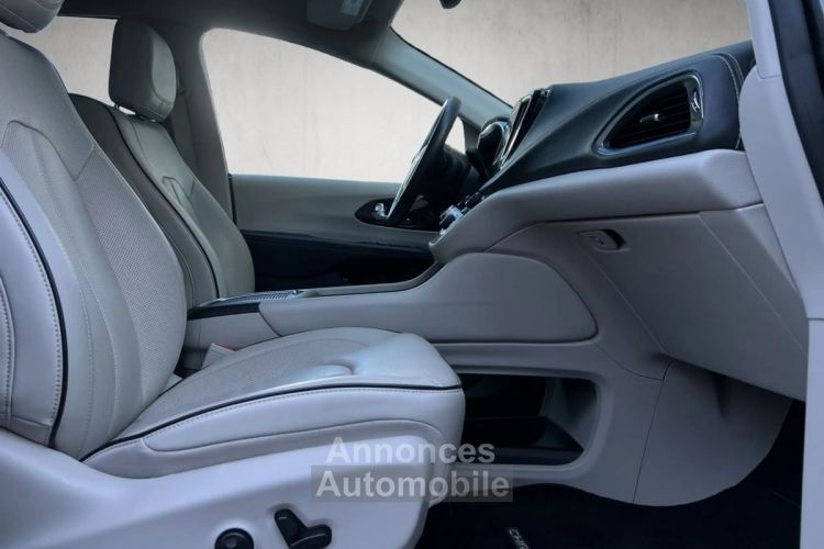 Chrysler Pacifica 2021 3,6°Plug-in-Hybrid°7 Sitzer°Fond Entertainment°uvm - <small></small> 42.990 € <small>TTC</small> - #11