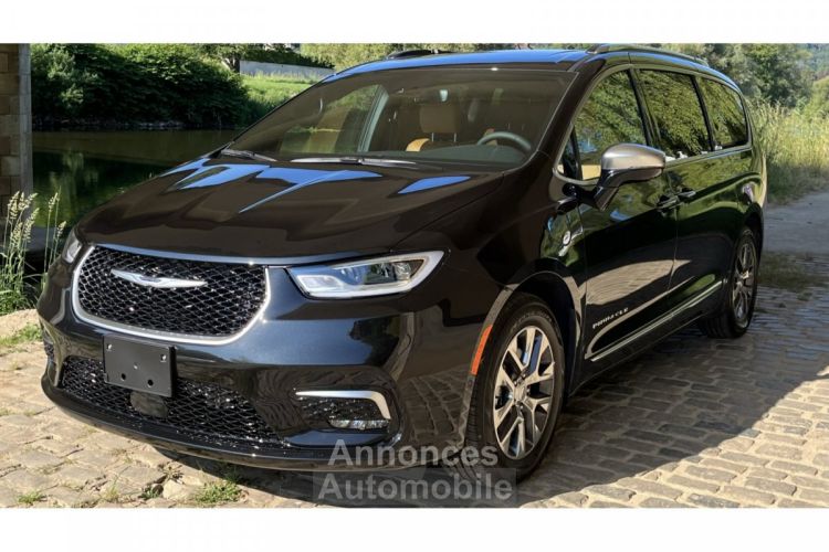 Chrysler Pacifica Limited Pinnacle Hybrid DVD FULL - <small></small> 79.650 € <small></small> - #1