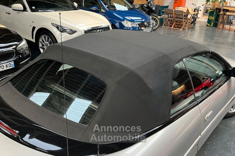 Chrysler Stratus Cabriolet 2.5L V6 163 ch 58 200 kms Carnet et historique Distribution neuve État collection - <small></small> 9.980 € <small>TTC</small> - #9