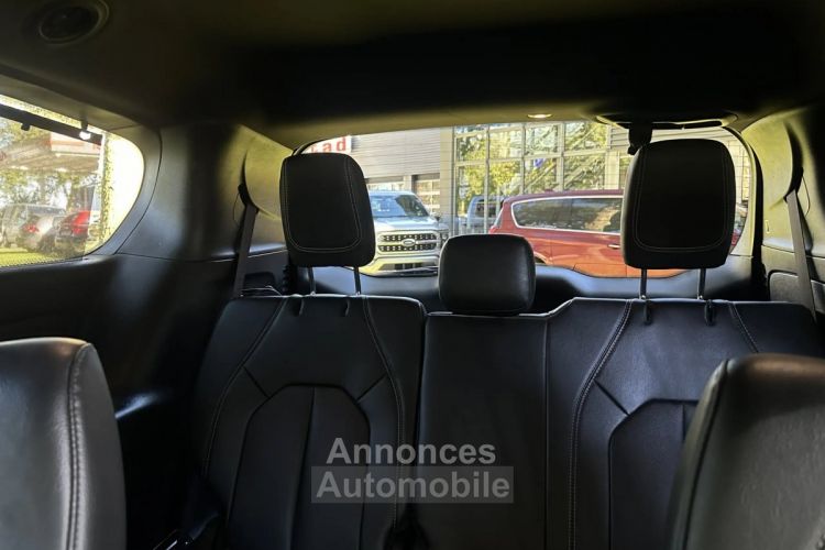 Chrysler Voyager 2018 3.6 Benzine Touring S - <small></small> 38.900 € <small>TTC</small> - #3