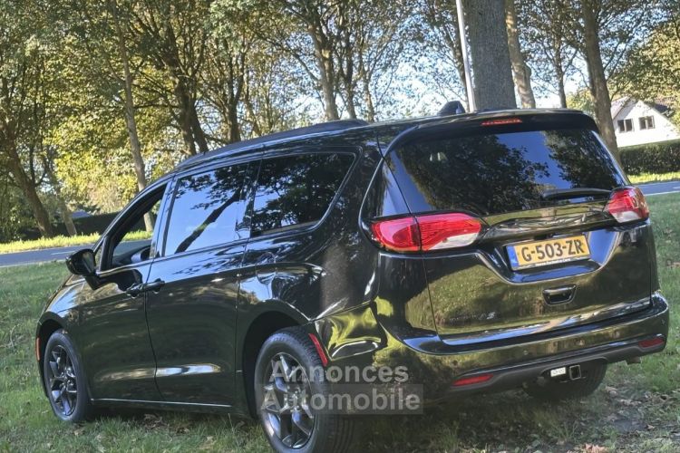 Chrysler Voyager 2018 3.6 Benzine Touring S - <small></small> 38.900 € <small>TTC</small> - #8