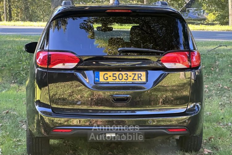 Chrysler Voyager 2018 3.6 Benzine Touring S - <small></small> 38.900 € <small>TTC</small> - #13