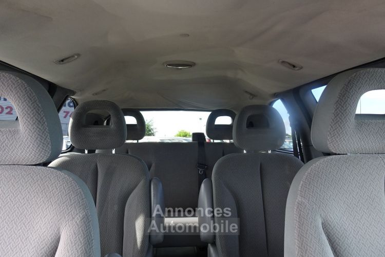 Chrysler Voyager 2.5 CRD143 LX - <small></small> 8.490 € <small>TTC</small> - #8