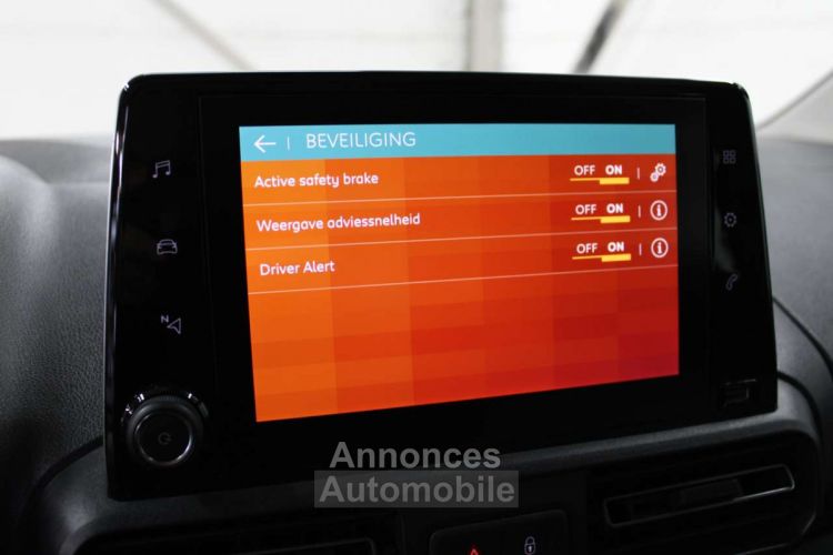 Citroen Berlingo 1.2 PureTech ~ 7 zit CC CarPlay PDC Top - <small></small> 15.490 € <small>TTC</small> - #18