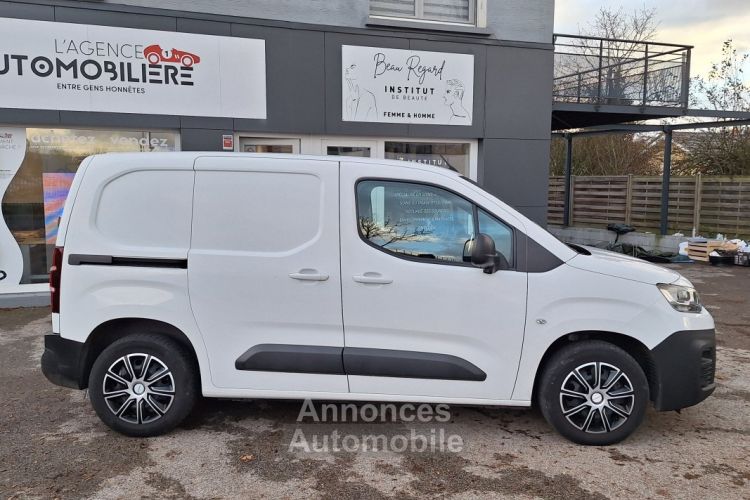 Citroen Berlingo 1.5 BLUEHDI 130 VAN M 650 DRIVER - CAMERA DE RECUL - CARPLAY - <small></small> 18.490 € <small>TTC</small> - #2