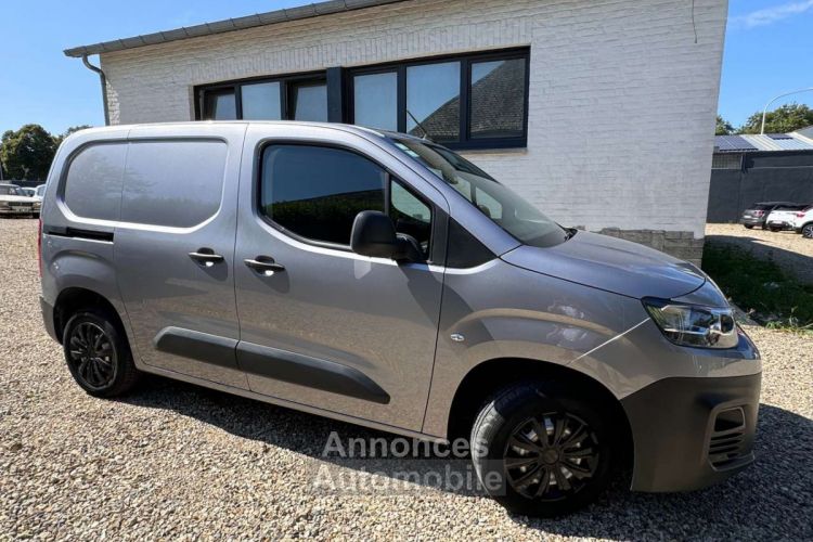 Citroen Berlingo 1.5 BlueHDi 3PLACES-CLIM-CAMERA-PDC-APPLE CARPLAY - <small></small> 12.800 € <small>TTC</small> - #6