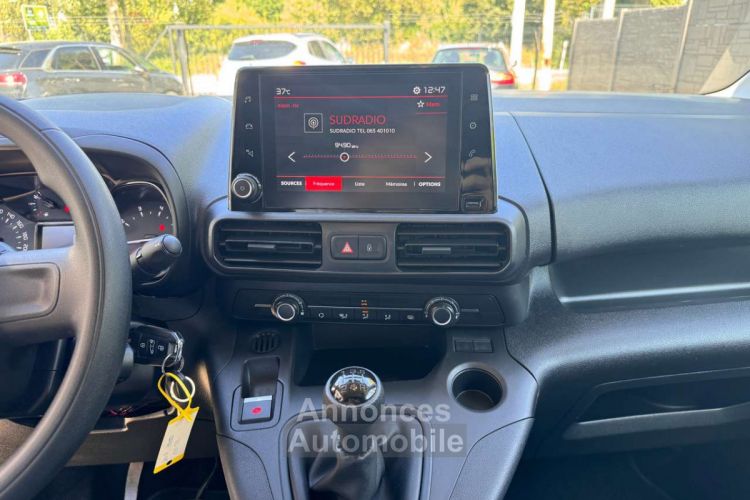 Citroen Berlingo 1.5 BlueHDi 3PLACES-CLIM-CAMERA-PDC-APPLE CARPLAY - <small></small> 12.800 € <small>TTC</small> - #22