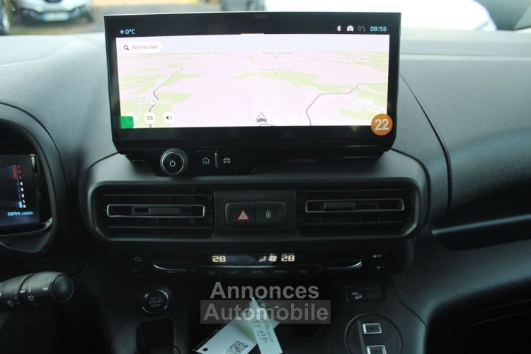 Citroen Berlingo 5 BLUE HDI 130 CV GPS 3D CAMÉRA FULL LED I-COKPIT AUDIO USB JA 16 BOITE AUTO EAT-8 - <small></small> 29.990 € <small>TTC</small> - #13