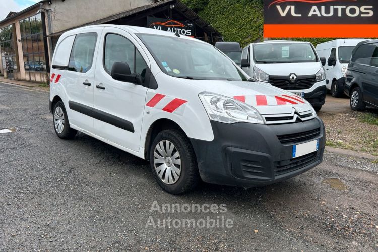 Citroen Berlingo Citroën 3 places 1.6 BlueHDI 100 cv Année 2017 - <small></small> 7.950 € <small>TTC</small> - #2