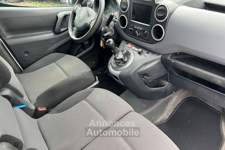 Citroen Berlingo Citroën 3 places 1.6 BlueHDI 100 cv Année 2017 - <small></small> 7.950 € <small>TTC</small> - #5