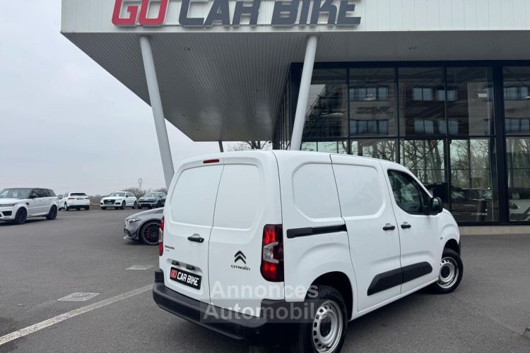 Citroen Berlingo 3 Places HDI 100CH Club Garantie 6 ans Apple Carplay Android auto GPS Climatisation 15P 269-HT mois - <small></small> 14.490 € <small>TTC</small> - #2