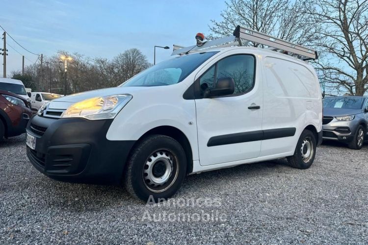 Citroen Berlingo Citroën FOURGON 1.6 BLUEHDi 100 CONFORT 5P GALLERIE 1 ERE MAIN - <small></small> 6.990 € <small>TTC</small> - #1