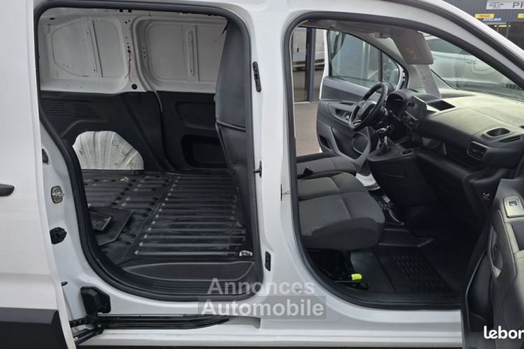 Citroen Berlingo Citroën FOURGON VAN 110 SetS BVM6 WORKER - <small></small> 9.890 € <small>TTC</small> - #9