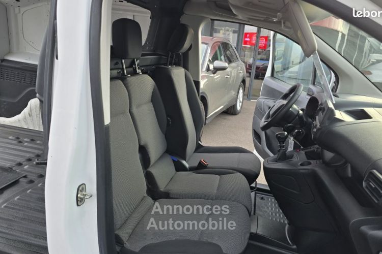 Citroen Berlingo Citroën FOURGON VAN 110 SetS BVM6 WORKER - <small></small> 9.890 € <small>TTC</small> - #20