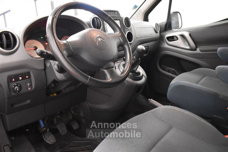 Citroen Berlingo Citroën GENERATION-II COMBI 1.2 110ch FAMILIALE APPLE CARPLAY ENTRETIEN COMPLET SUIVI ... - <small></small> 11.390 € <small>TTC</small> - #9