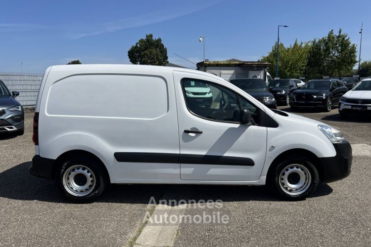 Citroen Berlingo Citroën II 1.6 BlueHDi 75ch 3Places Clim Régulateur 8250€ H.T. TVA20% - <small></small> 9.900 € <small>TTC</small> - #9