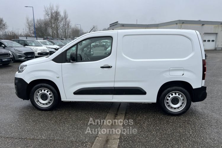 Citroen Berlingo Citroën III M BlueHDi 130ch 3Places 1erMain GPS Caméra CarPlay TVA20% 12,500€ H.T. - <small></small> 15.000 € <small>TTC</small> - #9