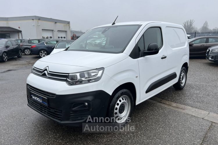 Citroen Berlingo Citroën III M BlueHDi 130ch 3Places 1erMain GPS Caméra CarPlay TVA20% 12,500€ H.T. - <small></small> 15.000 € <small>TTC</small> - #23