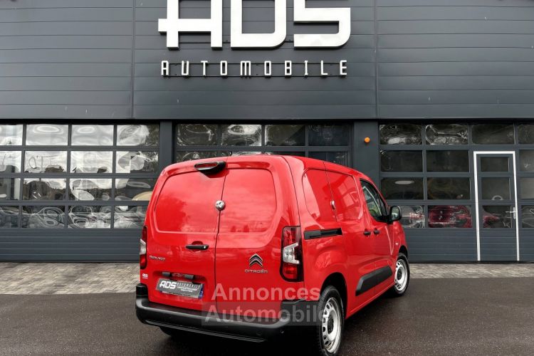 Citroen Berlingo Citroën Kasten Driver M 650 1.5 BlueHDi 130CV BVA8 E6dT / 13325 € HT / À PARTIR DE 192,02 € * - <small></small> 15.990 € <small>TTC</small> - #12