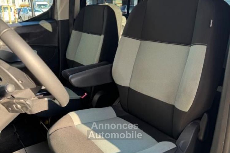 Citroen Berlingo Citroën PHASE III COMBI 1.2 130CH L1 SHINE EAT BVA - <small></small> 20.990 € <small>TTC</small> - #9