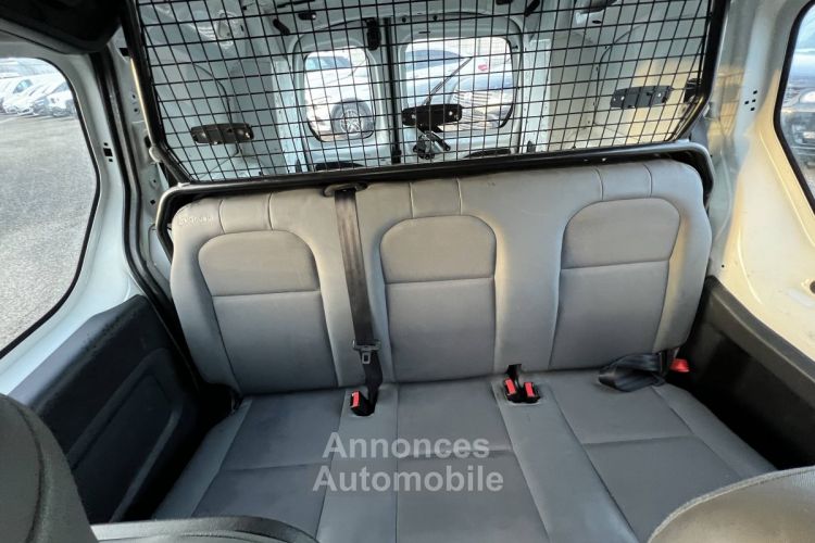 Citroen Berlingo Citroën Rallongée II 1.6 HDi 90ch Multispace Pack 5Places Clim Régulateur - <small></small> 4.990 € <small>TTC</small> - #17