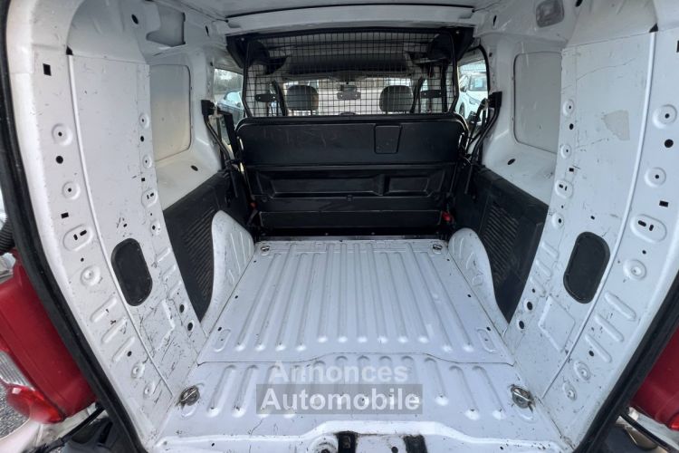 Citroen Berlingo Citroën Rallongée II 1.6 HDi 90ch Multispace Pack 5Places Clim Régulateur - <small></small> 4.990 € <small>TTC</small> - #18