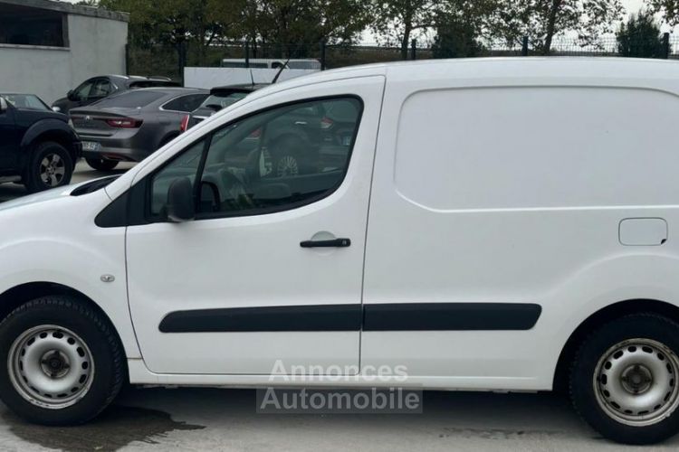 Citroen Berlingo Citroën VU 1.6 HDI 100 ch PACK - <small></small> 10.989 € <small>TTC</small> - #2