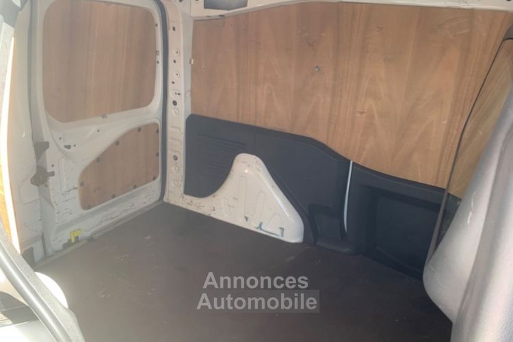 Citroen Berlingo FOURGON BlueHDi 100 CLUB 3PL Bluetooth Pack Chantier Pte Lat. Radar Anti-Brouillards - <small></small> 12.450 € <small>TTC</small> - #12